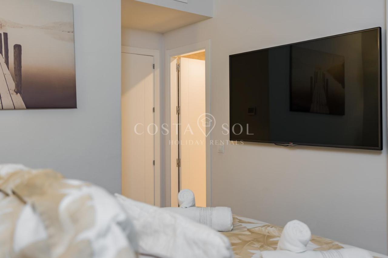 Puerto Marina-Benalmadena Luxury Apartment Dentro De La Isla Eksteriør bilde